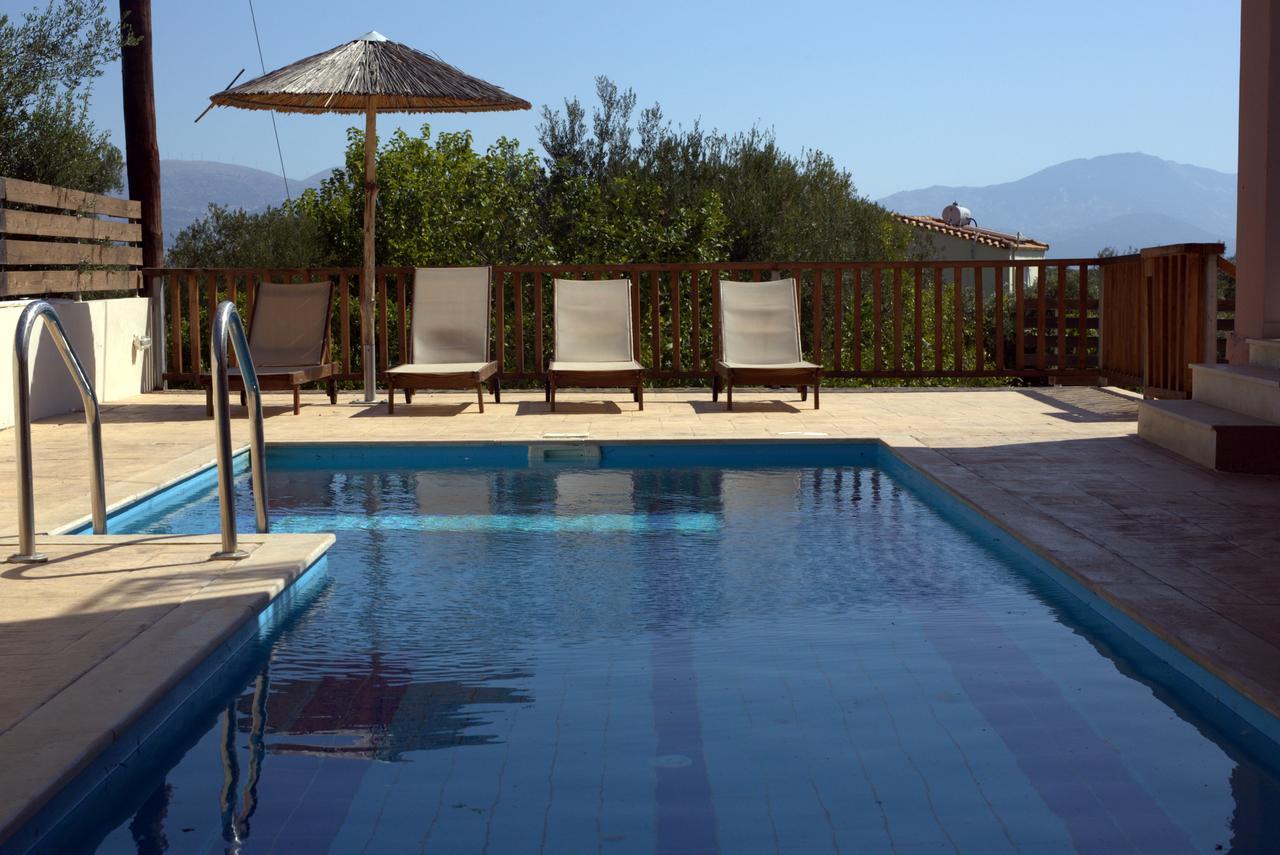 リクスリオンIonian Balconyアパートメント エクステリア 写真