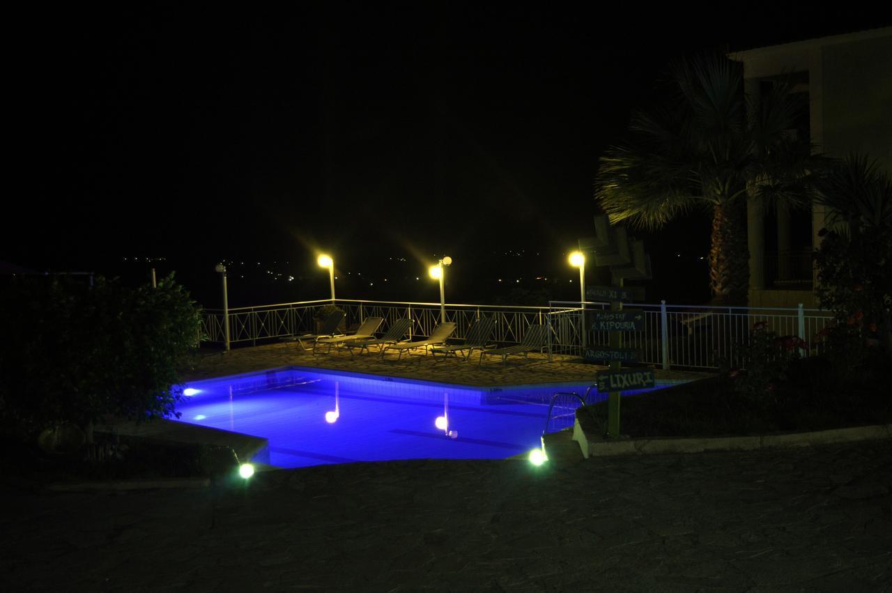 リクスリオンIonian Balconyアパートメント エクステリア 写真