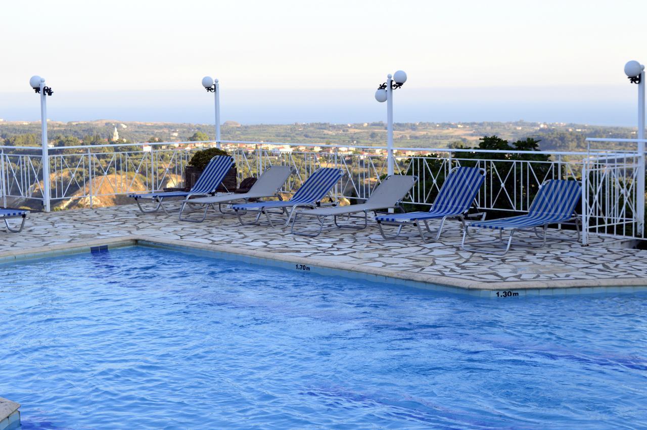 リクスリオンIonian Balconyアパートメント エクステリア 写真