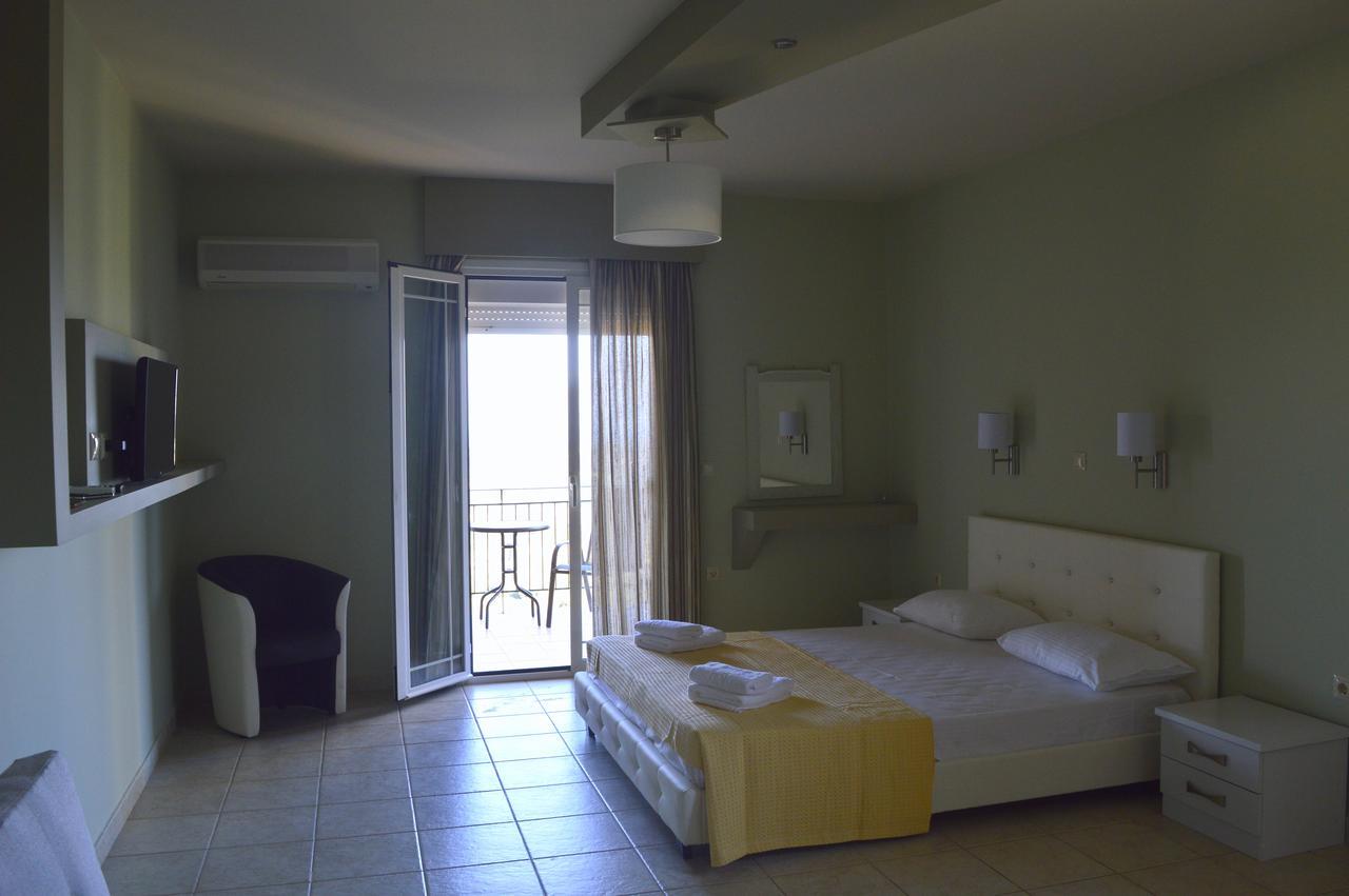 リクスリオンIonian Balconyアパートメント エクステリア 写真